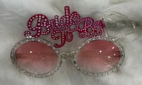 Pink Bride Glasses wholesale product – Bride & Groom Glasses, SKU NR-17