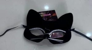 Black Velvet Rhinestone Cat Mask wholesale product – Party Masks, SKU SN-62